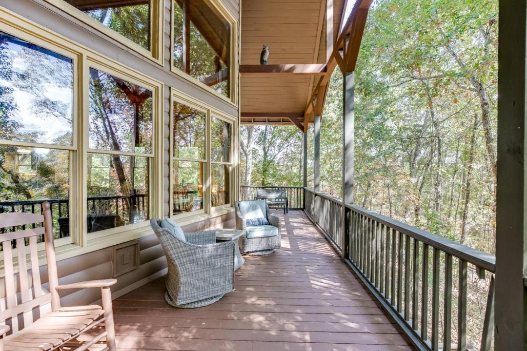 Deluxe Cabin For Groups Near Helen W Hot Tub 科尼利亚 外观 照片