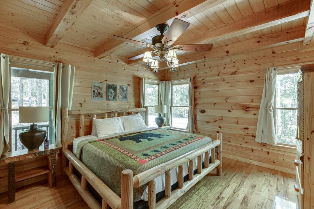 Deluxe Cabin For Groups Near Helen W Hot Tub 科尼利亚 外观 照片